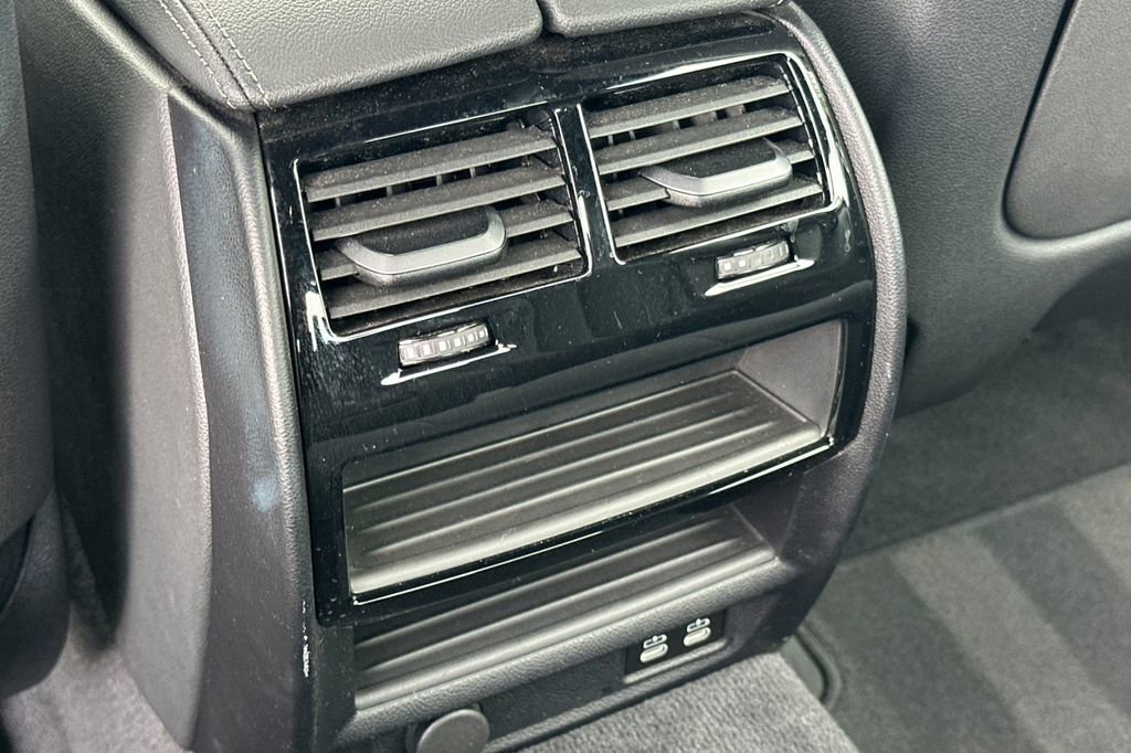 Used 2023 BMW 530e w/ M Sport Package image 13