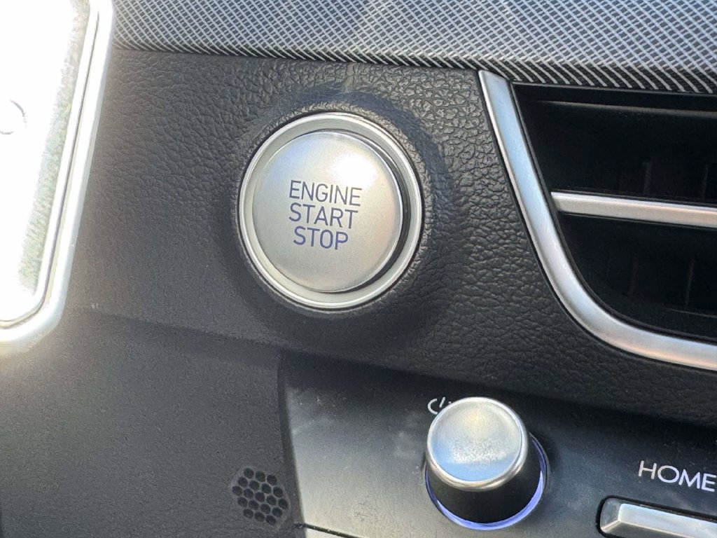 Used 2025 Hyundai Sonata SEL FWD image 25