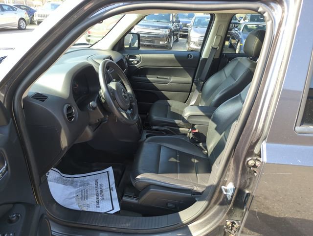Used 2016 Jeep Patriot High Altitude image 12