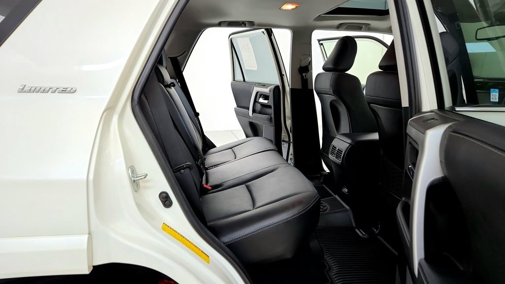 Used 2023 Toyota 4Runner Limited AWD/4WD image 17