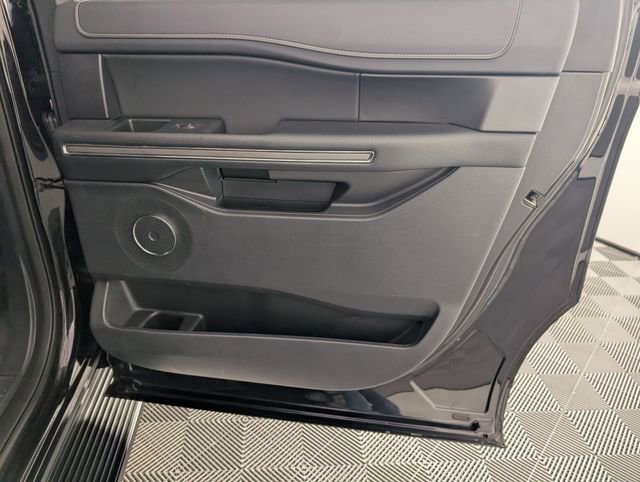 Used 2024 Ford Expedition Max XLT image 35