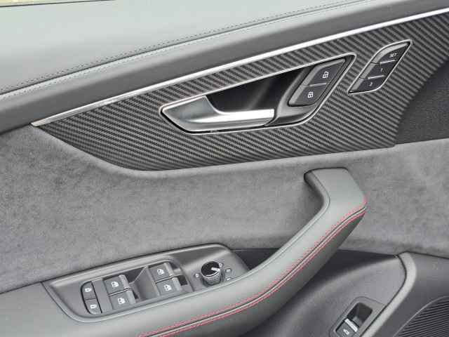 New 2026 Audi SQ8 Prestige image 44