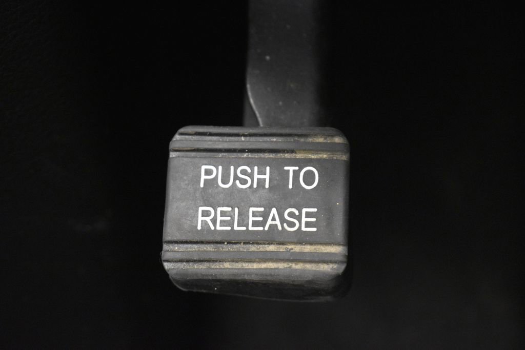 Certified 2021 Dodge Durango R/T w/ Technology Group image 37