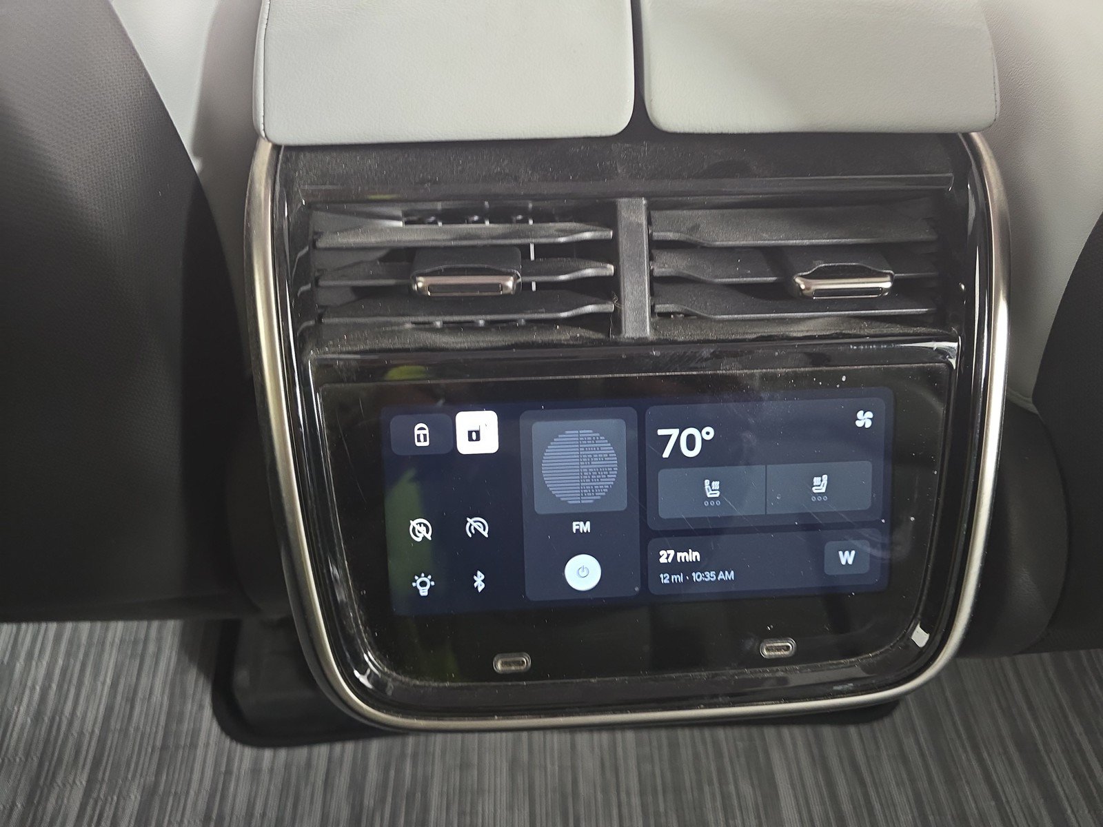 Used 2023 Rivian R1S Adventure AWD/4WD image 30