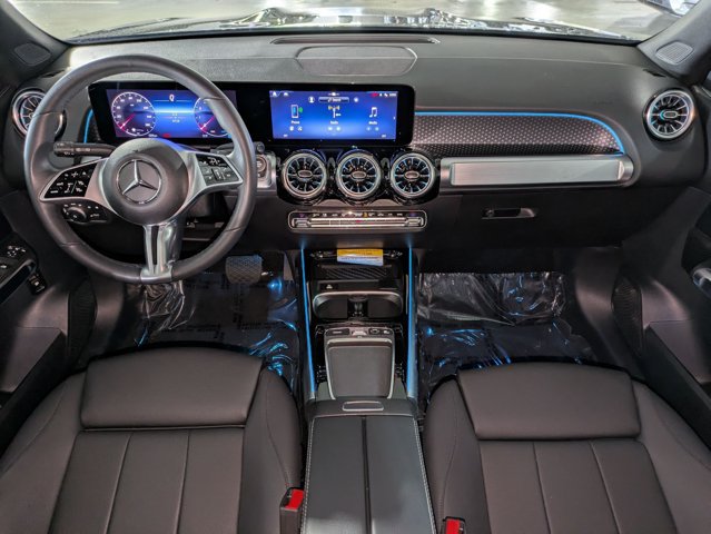 Used 2025 Mercedes-Benz GLB 250 image 18