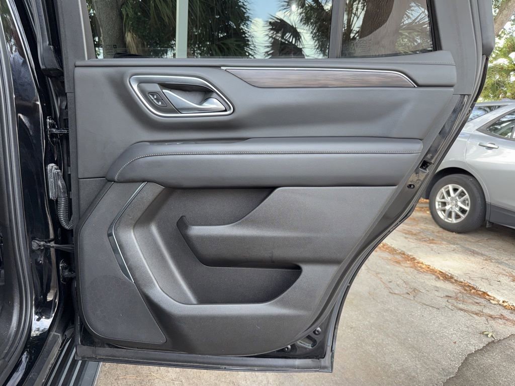 Used 2021 Chevrolet Tahoe LS RWD image 24