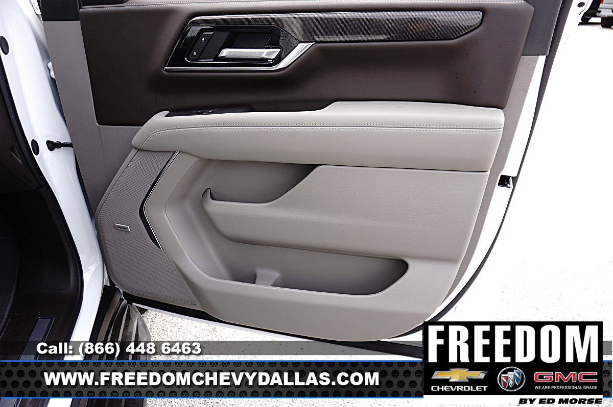 New 2026 GMC Yukon XL Elevation w/ Elevation Premium Package AWD/4WD image 43