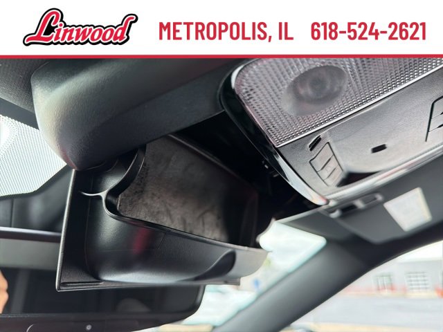 Used 2023 Dodge Durango GT image 31