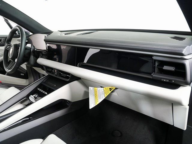 New 2026 Porsche Macan 4 Electric AWD/4WD image 24