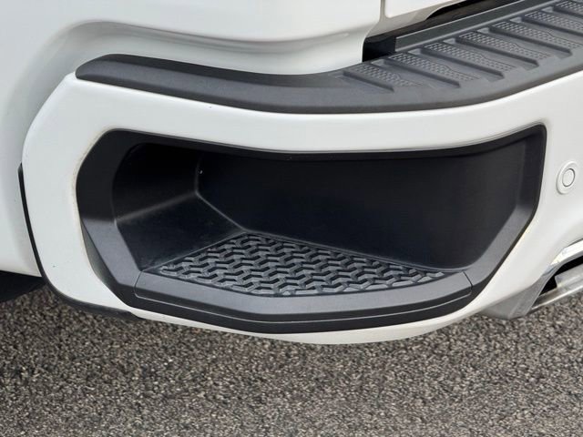 Used 2024 GMC Sierra 1500 AT4 w/ AT4 Premium Package image 11