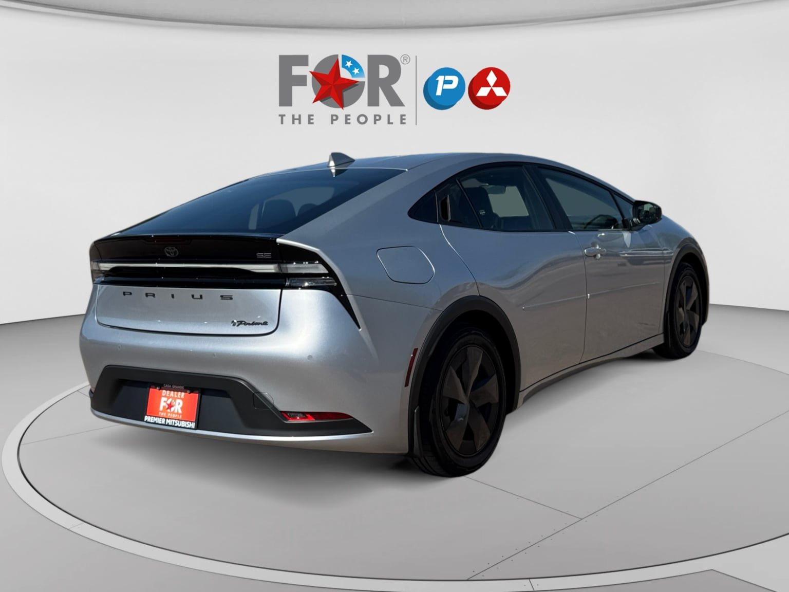 Used 2024 Toyota Prius Prime FWD image 5