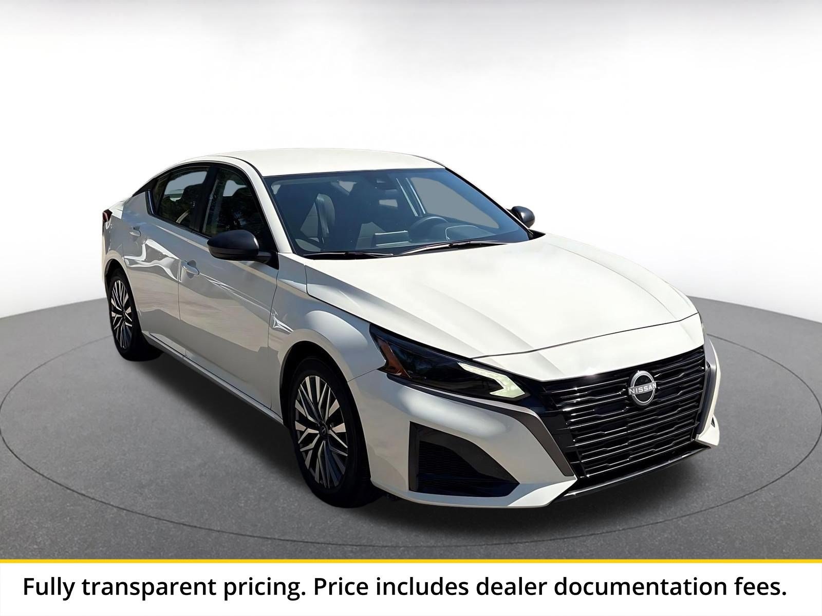 Used 2026 Nissan Altima 2.5 SV FWD image 1