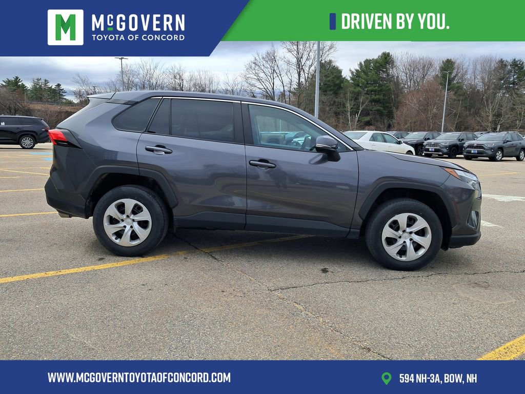 Used 2023 Toyota RAV4 LE image 8