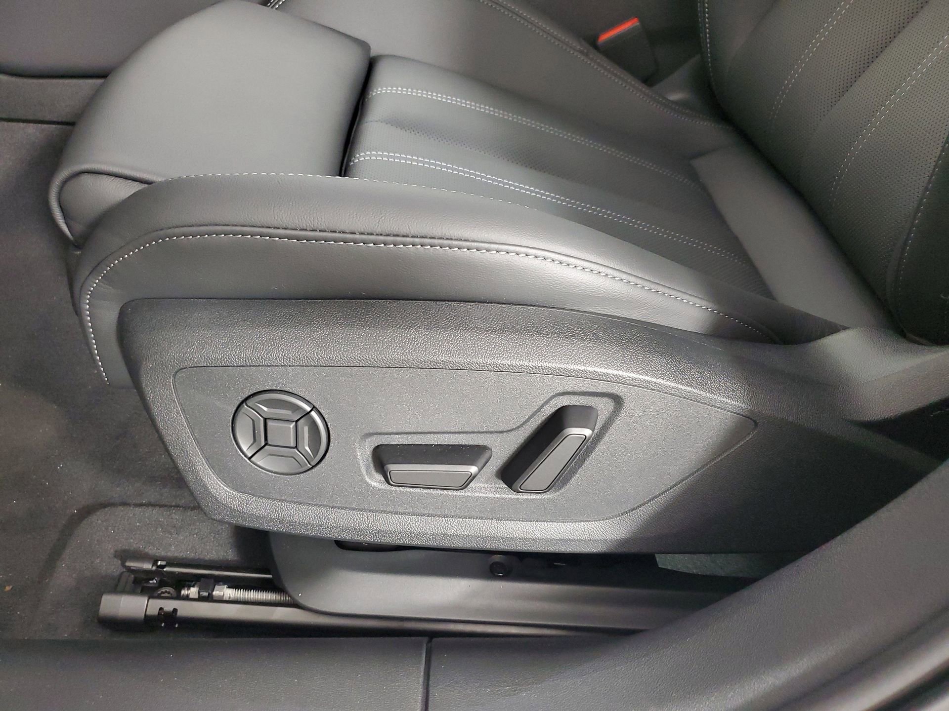 New 2026 Audi A6 Prestige image 29