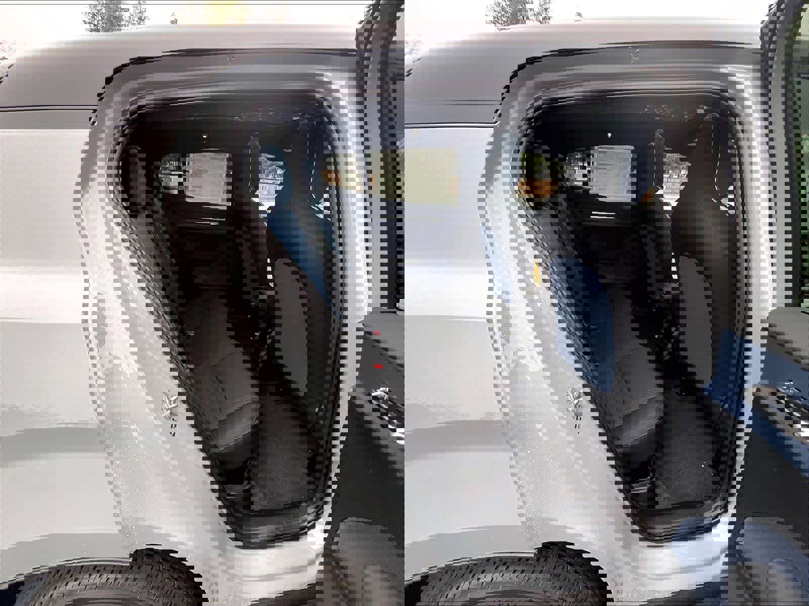 New 2026 Volvo EX30 Plus w/ Climate Package image 27