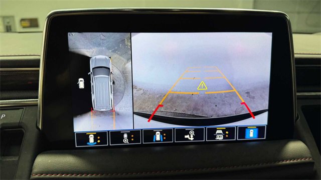 Used 2021 Chevrolet Tahoe RST w/ Luxury Package image 37