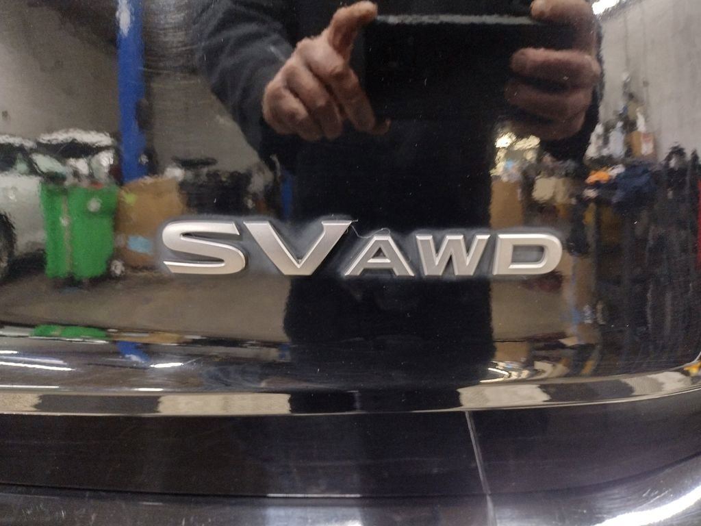 Used 2024 Nissan Rogue SV image 14