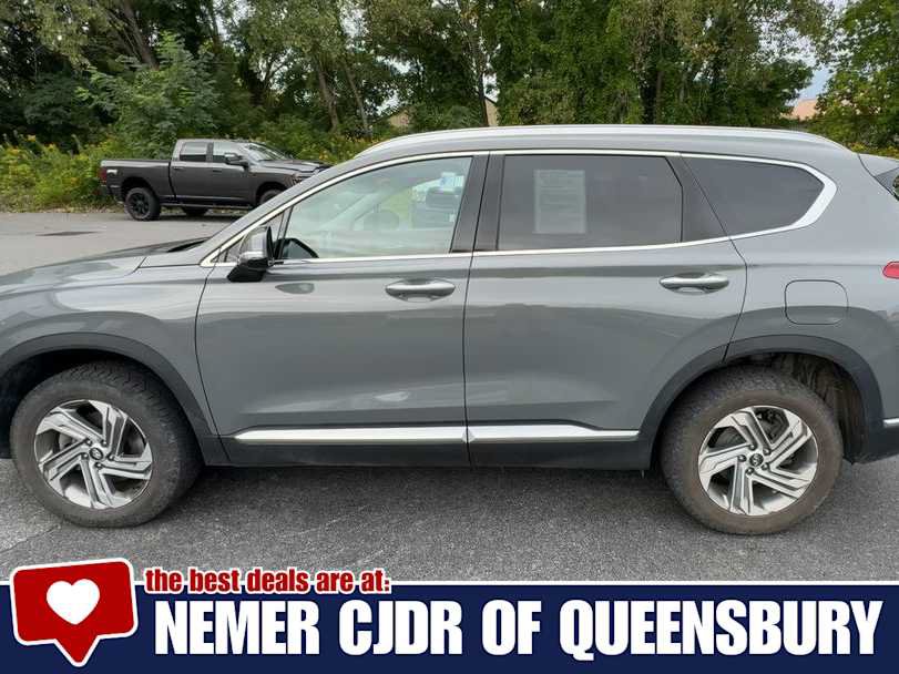 Used 2021 Hyundai Santa Fe SEL w/ Convenience + Premium Package AWD/4WD image 5