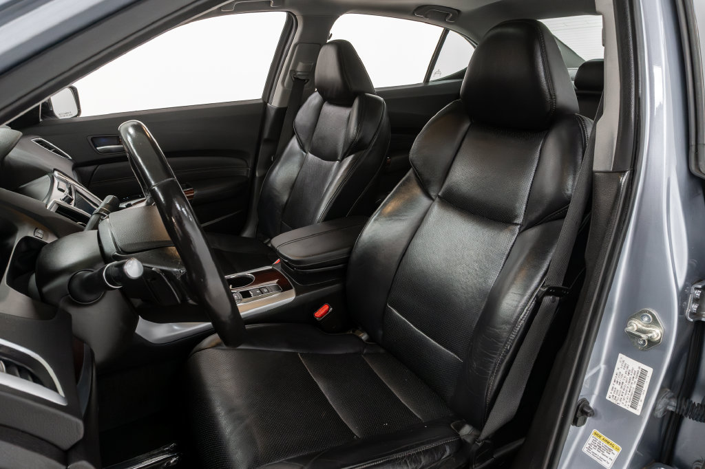 Used 2016 Acura TLX w/ Technology Package FWD image 12