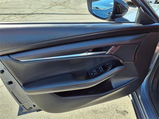 Used 2024 MAZDA MAZDA3 s image 11