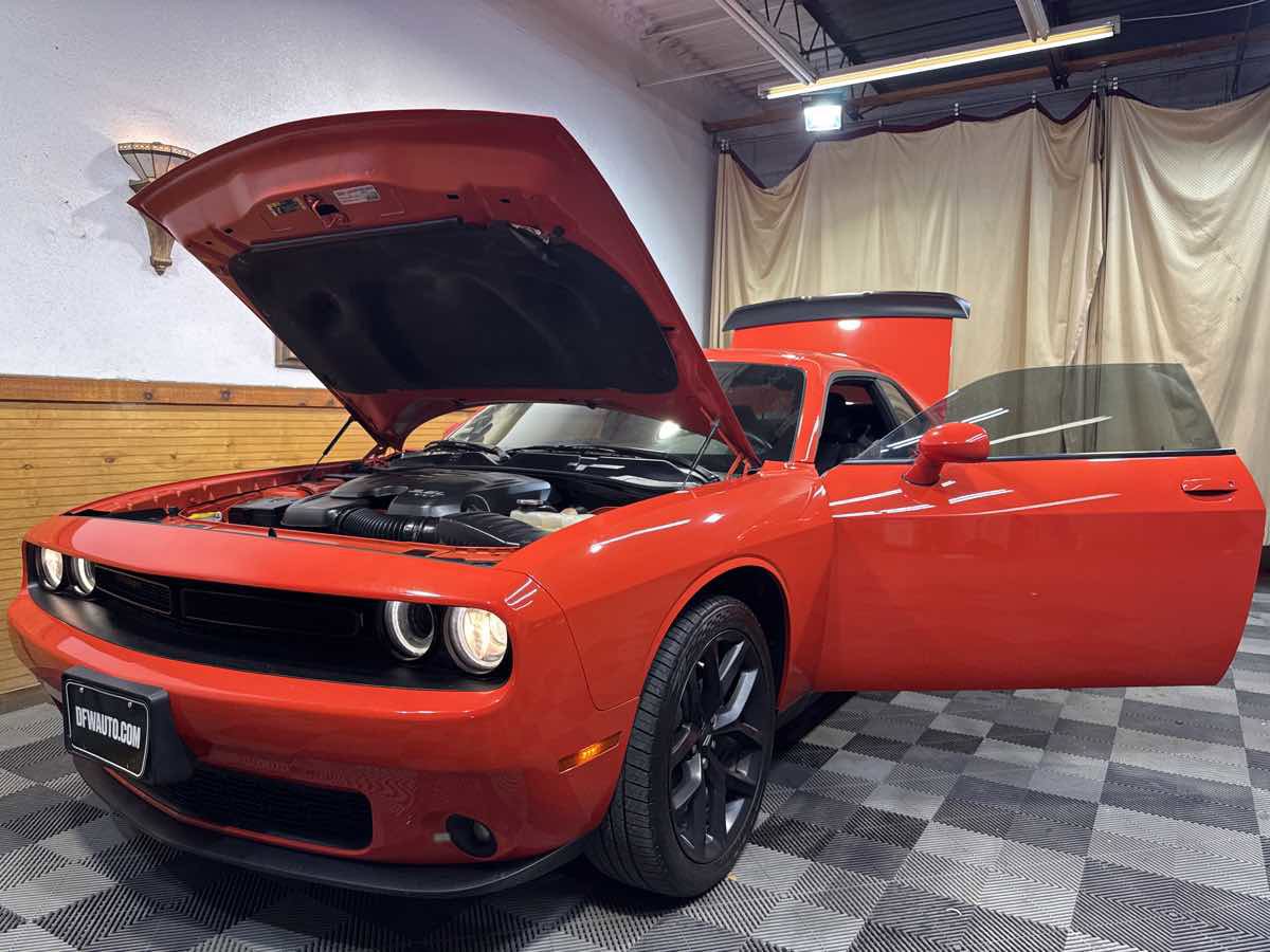 Used 2022 Dodge Challenger SXT w/ Blacktop Package image 12
