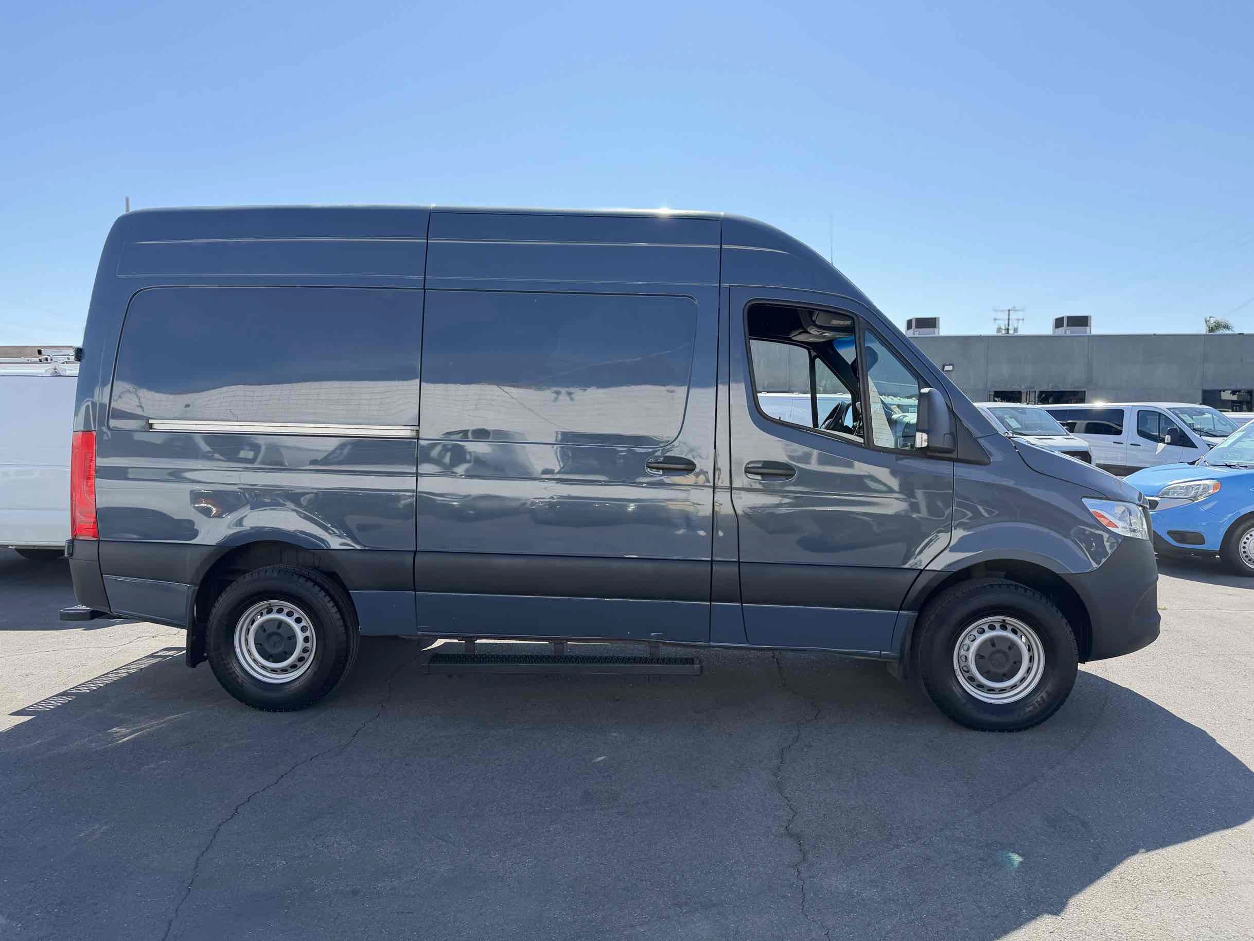 Used 2019 Mercedes-Benz Sprinter 144 image 6