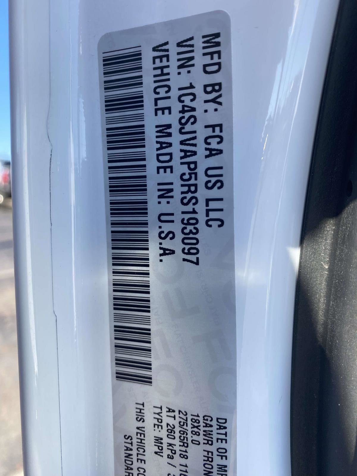 Certified 2024 Jeep Wagoneer 4WD w/ Convenience Group I image 26