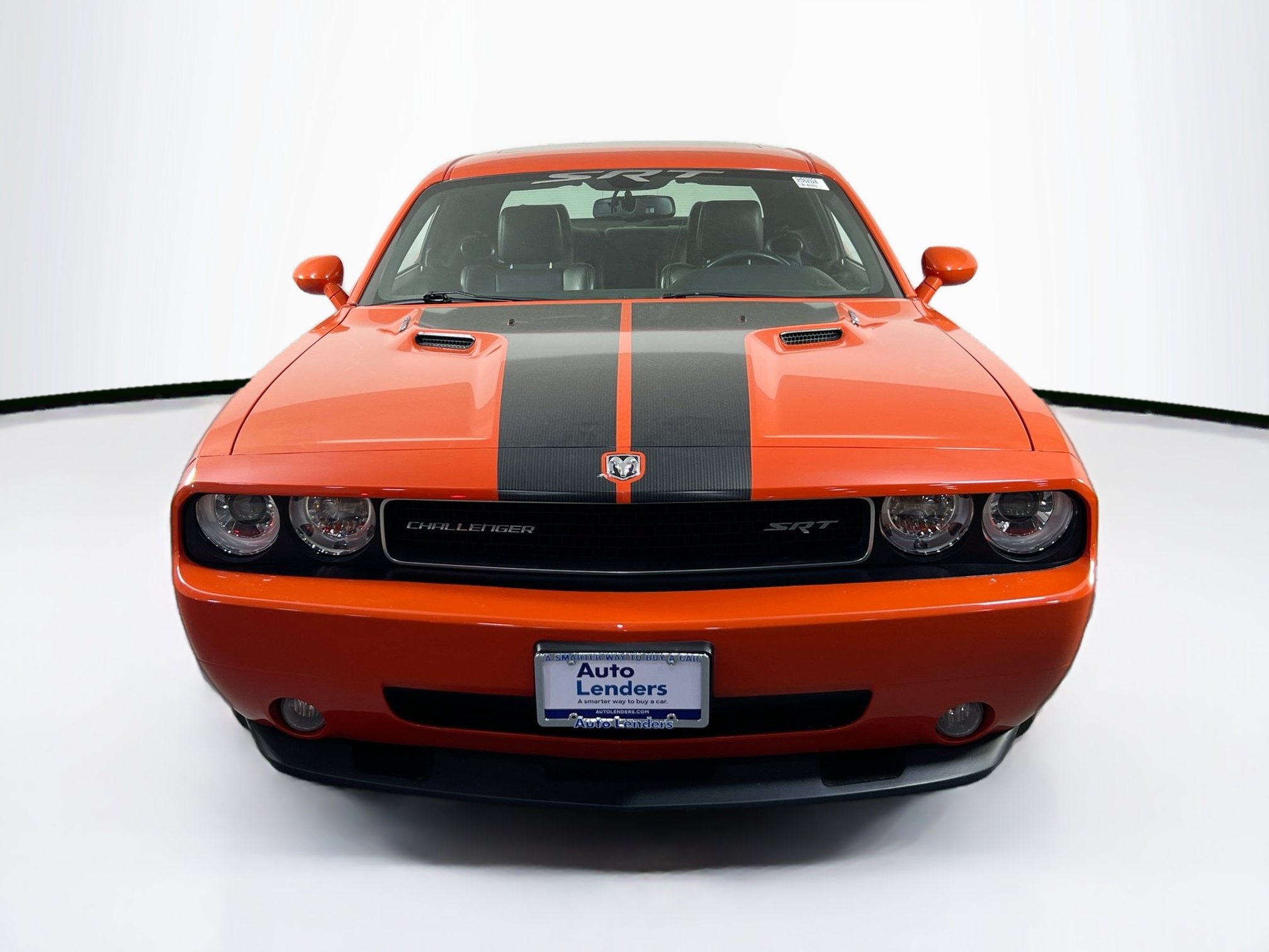Used 2009 Dodge Challenger SRT8 RWD image 2