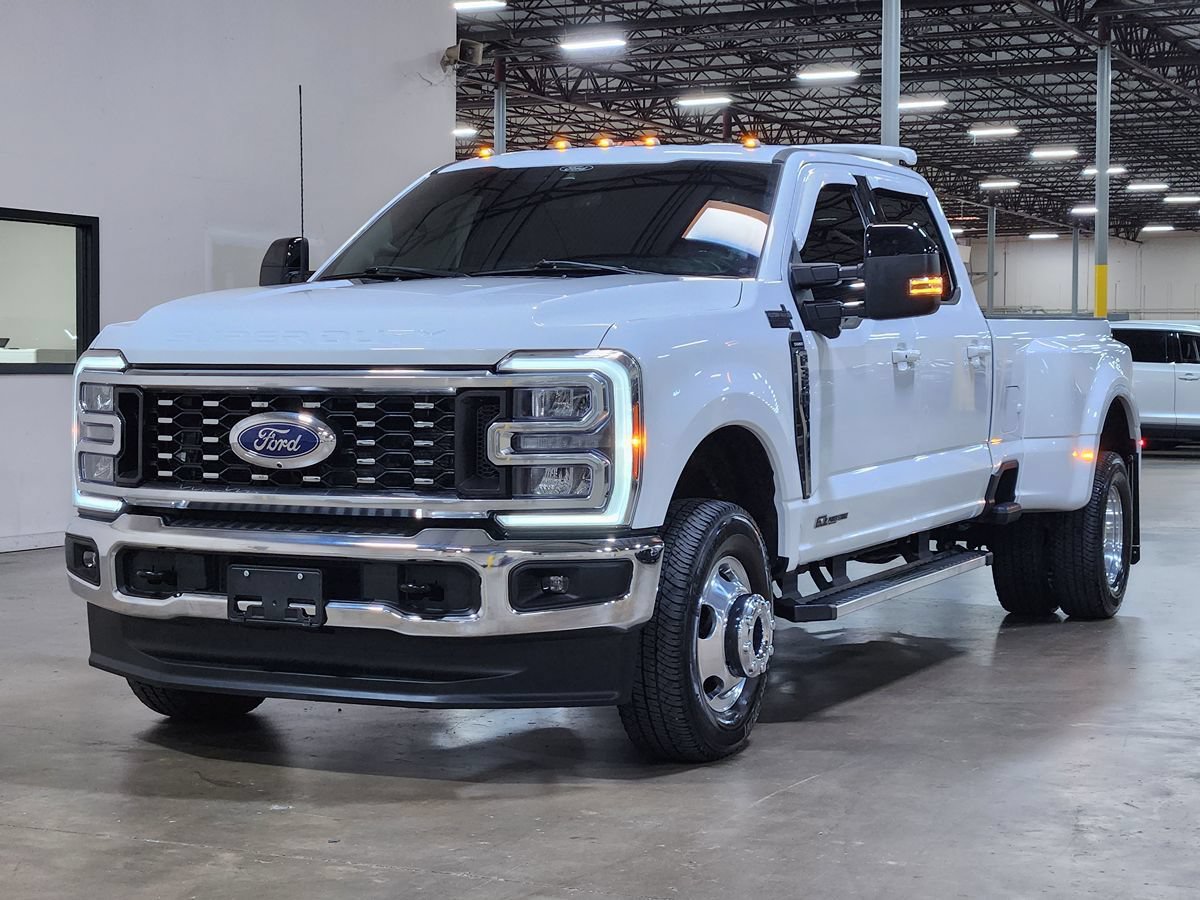 Used 2024 Ford F350 Lariat AWD/4WD image 4