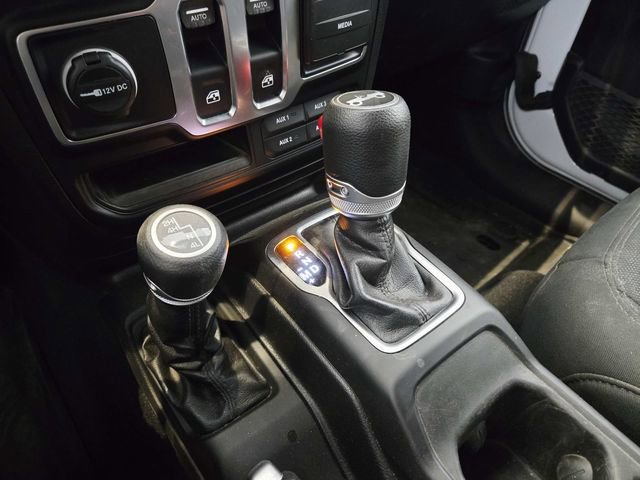 Used 2019 Jeep Wrangler Sport image 27