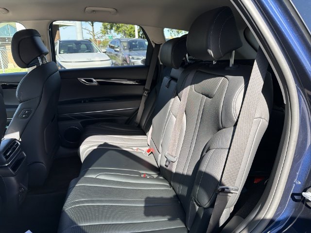 Used 2025 Genesis GV80 2.5T Standard AWD/4WD image 21
