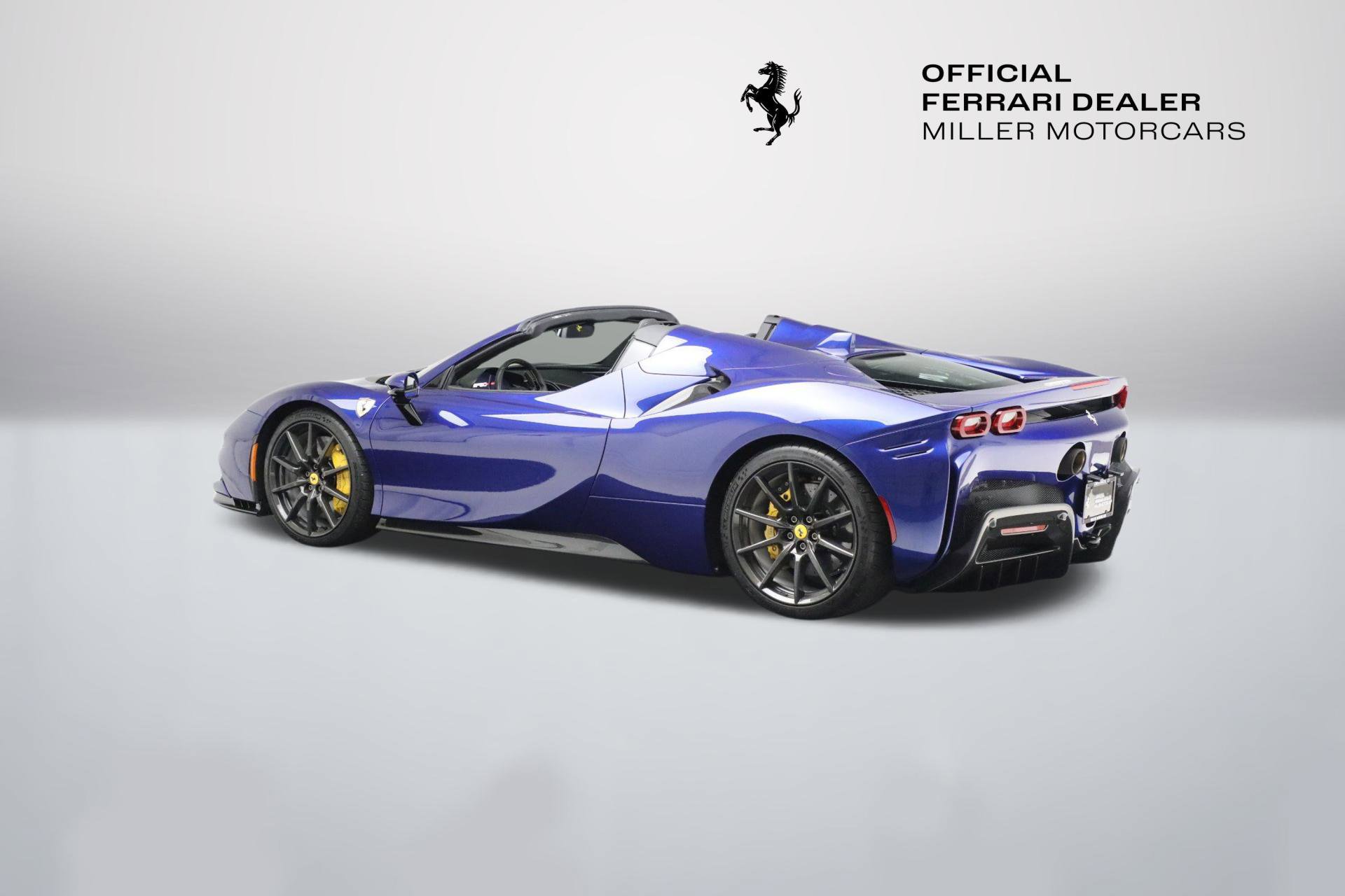 Certified 2022 Ferrari SF90 Spider image 5