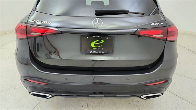 Used 2024 Mercedes-Benz GLC 300 4MATIC w/ AMG Line image 11