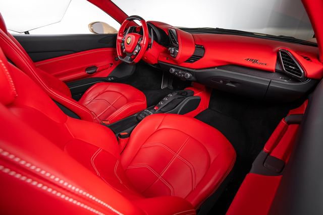 Used 2018 Ferrari 488 Spider RWD image 52