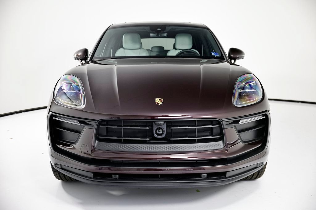 New 2026 Porsche Macan AWD/4WD image 8