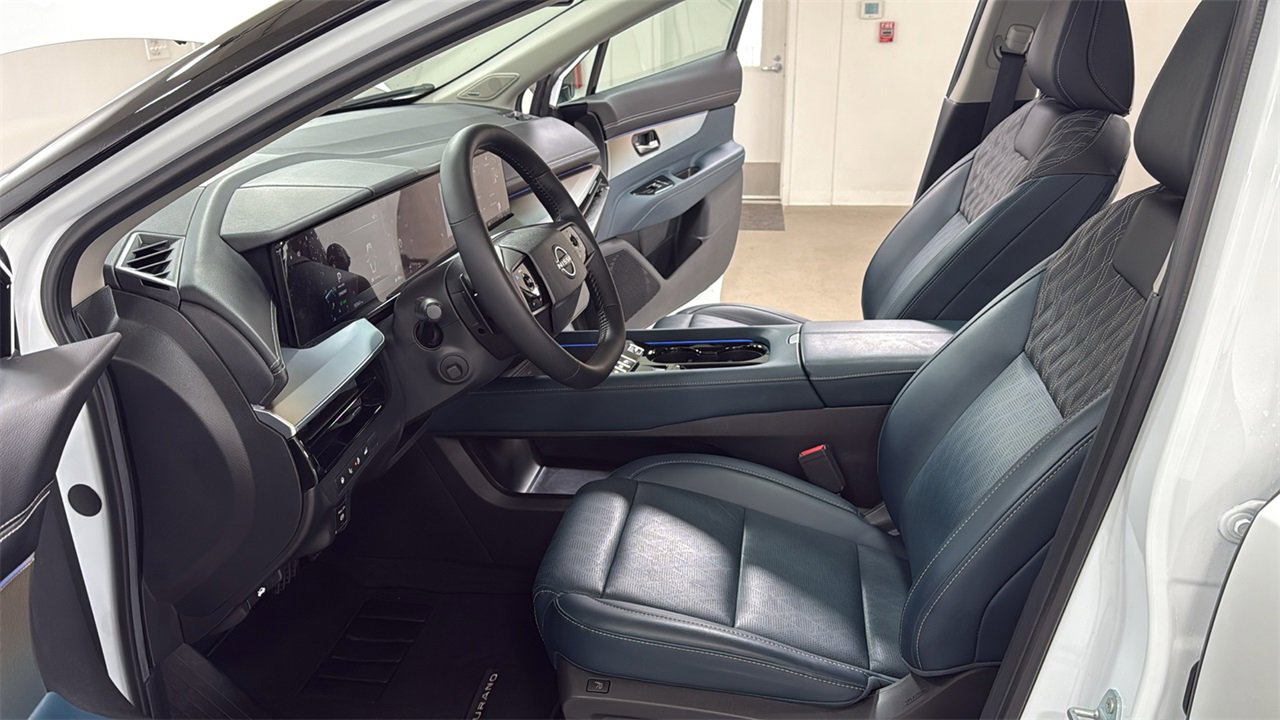 Used 2025 Nissan Murano Platinum w/ Cargo Package image 12