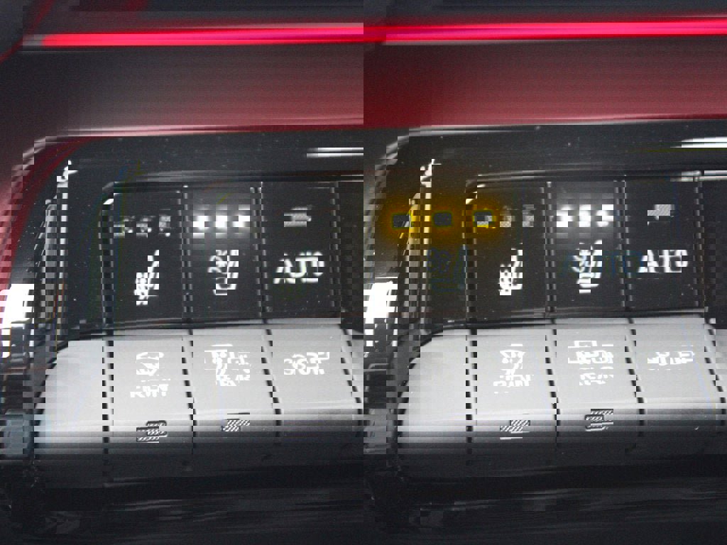 New 2026 Toyota Prius Plug-In Hybrid image 4