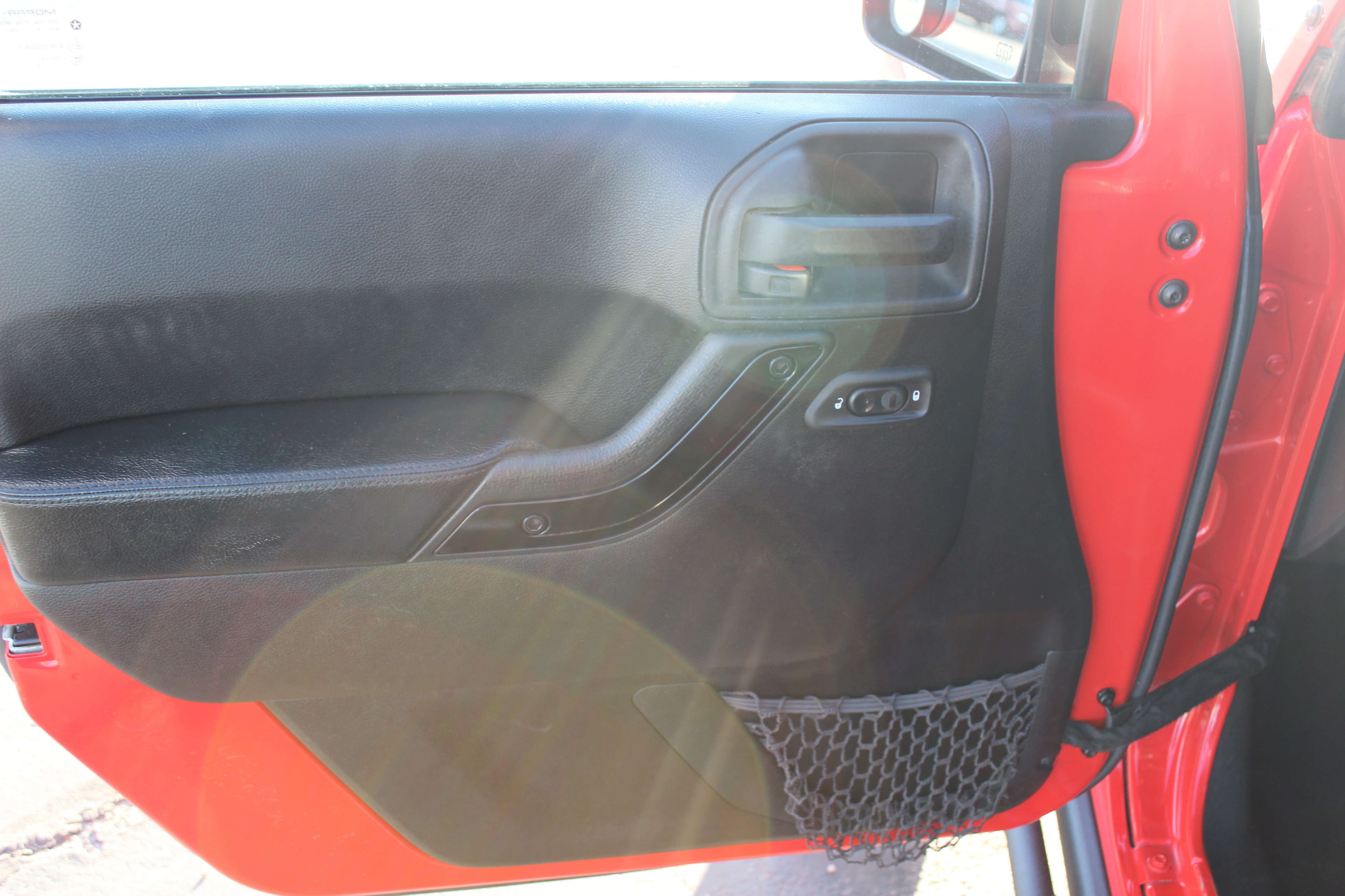 Used 2015 Jeep Wrangler Altitude image 16