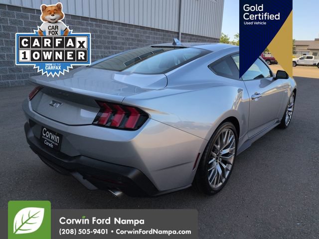 Used 2025 Ford Mustang GT Premium RWD image 3