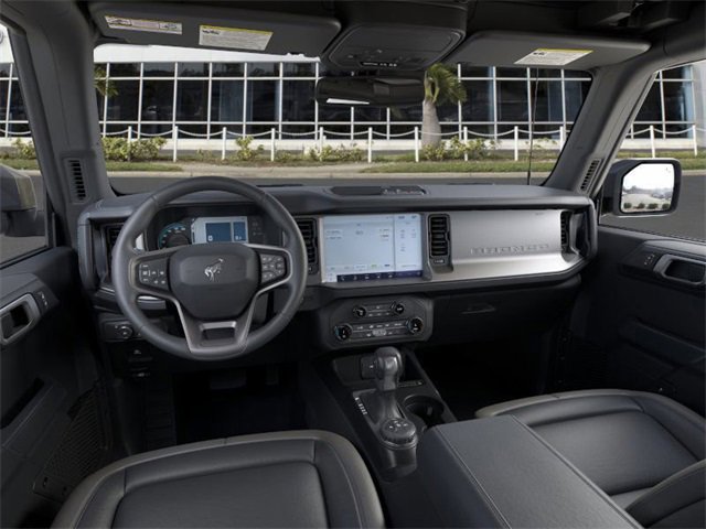 New 2025 Ford Bronco Outer Banks image 9