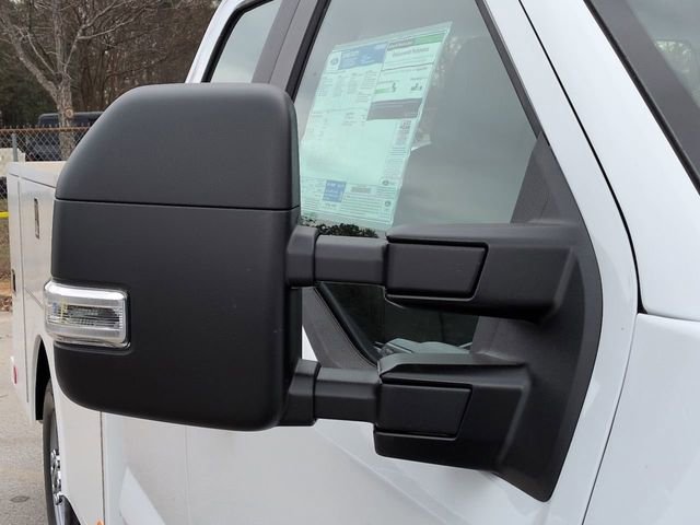 New 2026 Ford F250 XL w/ XL Chrome Package image 11