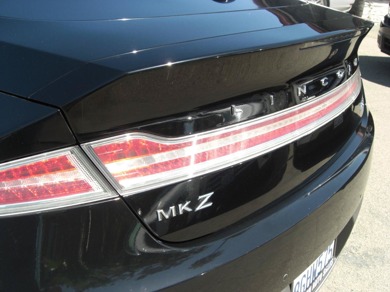 Used 2018 Lincoln MKZ Premiere w/ Magnetic Appearance Package FWD image 13