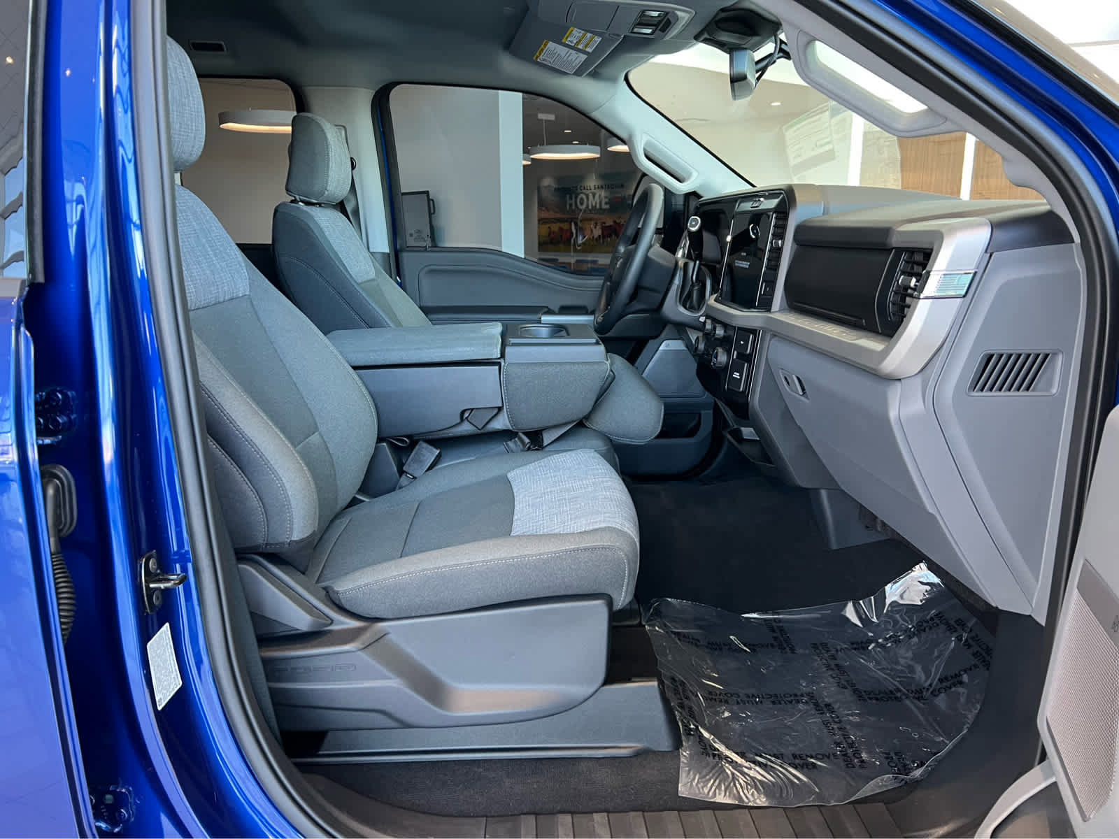 New 2026 Ford F350 XLT w/ XLT Premium Package AWD/4WD image 17