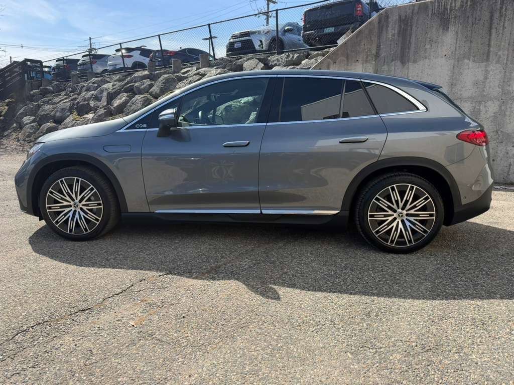 Used 2023 Mercedes-Benz EQE 500 4MATIC SUV image 2