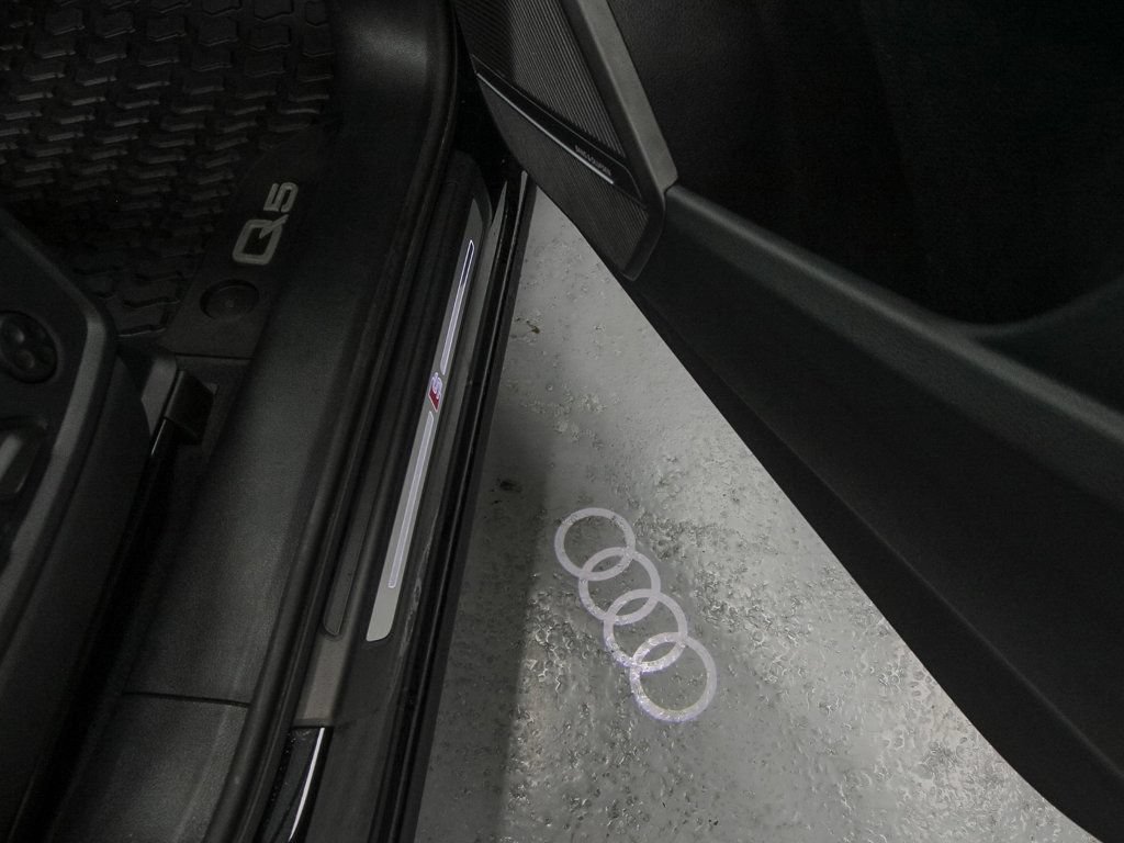 Used 2024 Audi Q5 e Premium Plus w/ Premium Plus Package AWD/4WD image 31