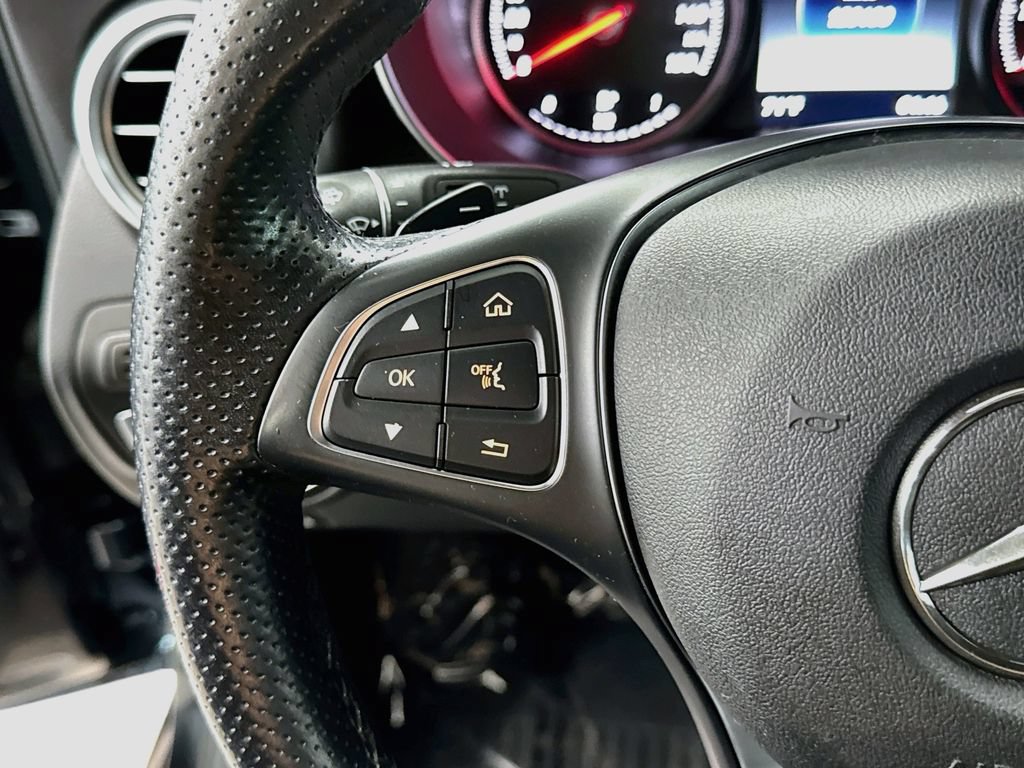 Used 2019 Mercedes-Benz GLC 350e 4MATIC image 12
