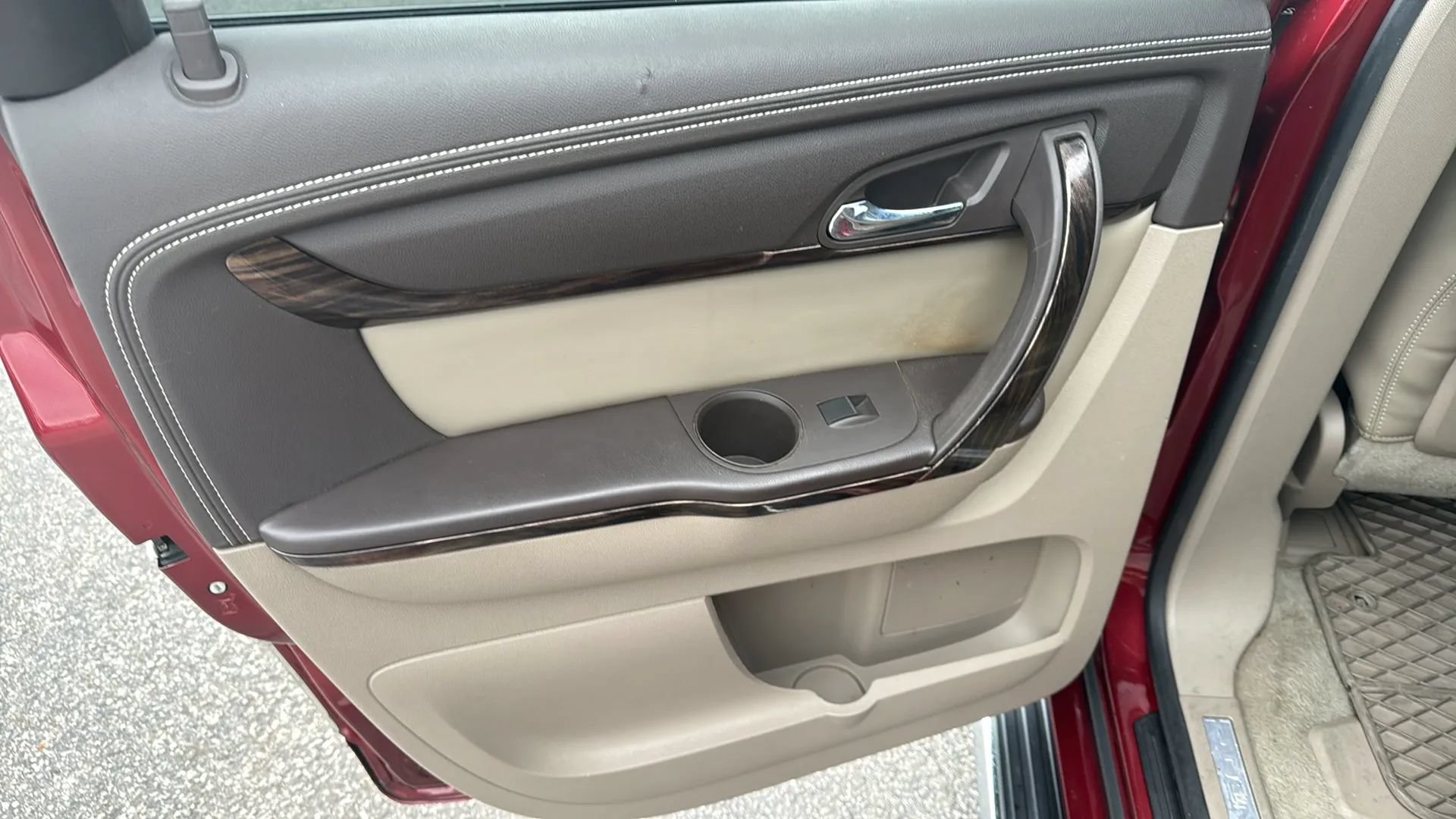 Used 2016 GMC Acadia Denali AWD/4WD image 11