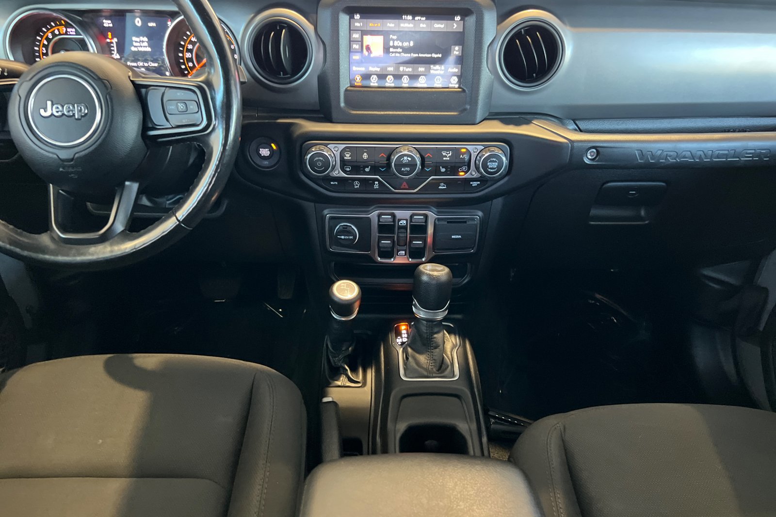 Used 2022 Jeep Wrangler Unlimited Sport image 13