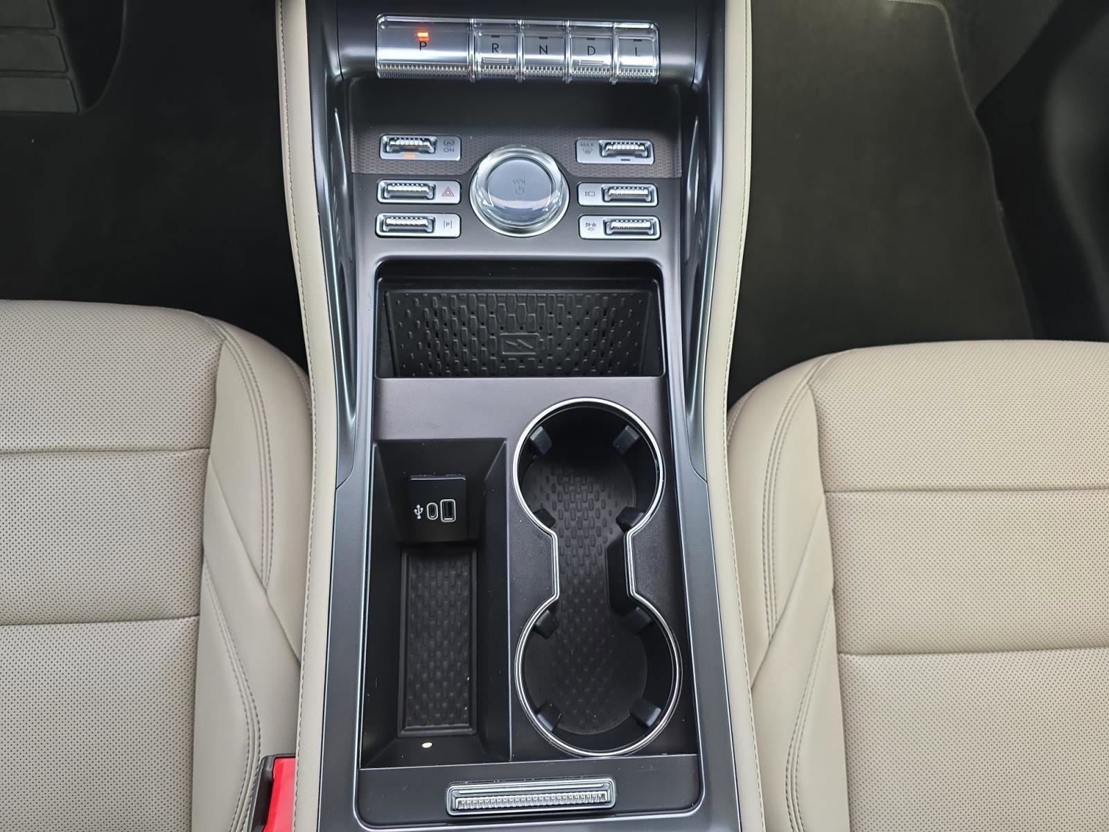 Used 2024 Lincoln Nautilus Premier w/ Equipment Group 102A image 20