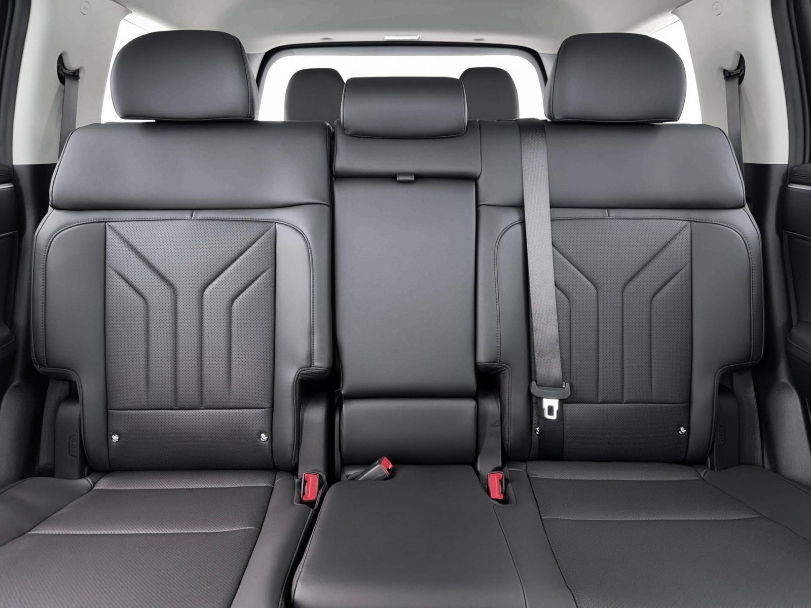 New 2027 Hyundai Santa Fe SEL FWD image 16